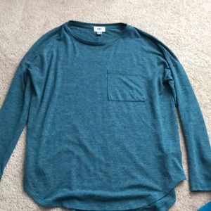 Old navy long sleeve tee